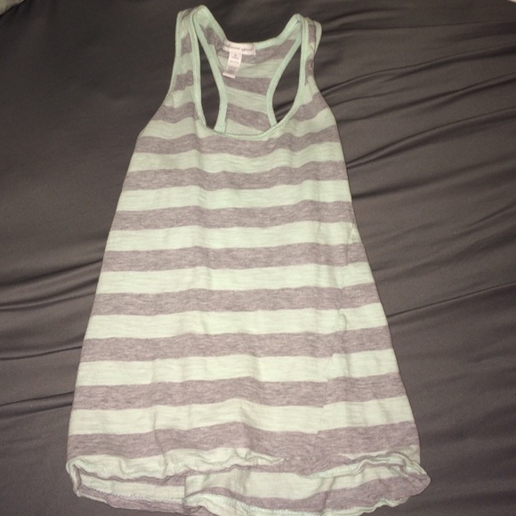 Summer top - Picture 1 of 2