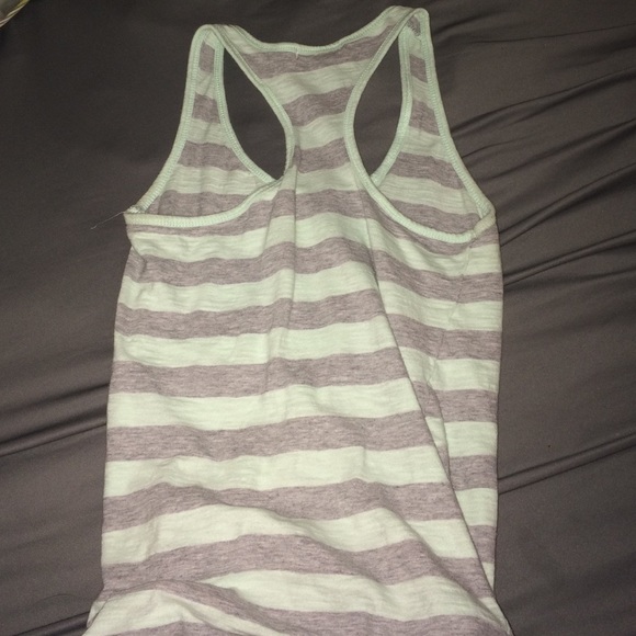 Summer top - Picture 2 of 2