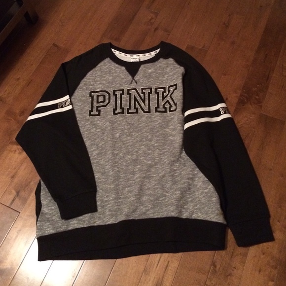 PINK Victoria's Secret Tops - PINK BAGGY CREW