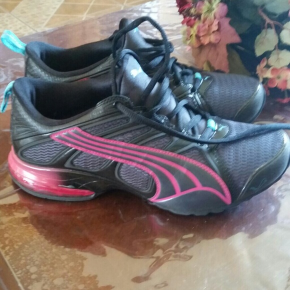 Puma shoes - Picture 1 of 3