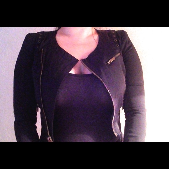 Little jacket - Picture 3 of 3