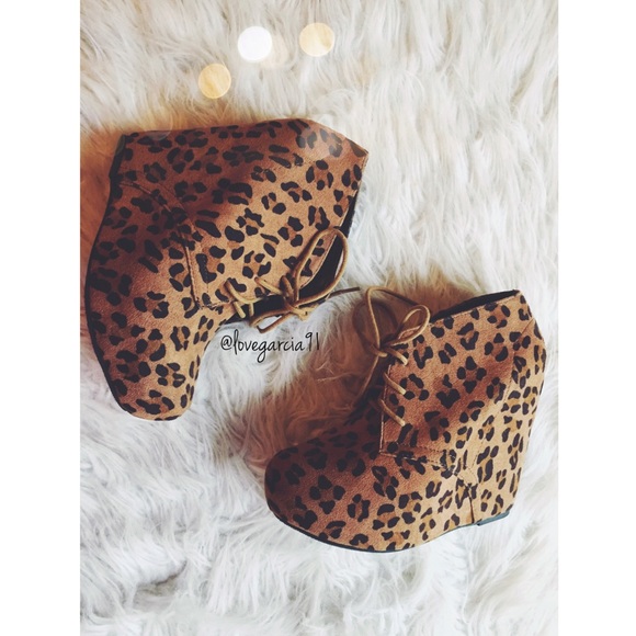 Shoes - ⛔️SOLD⛔️