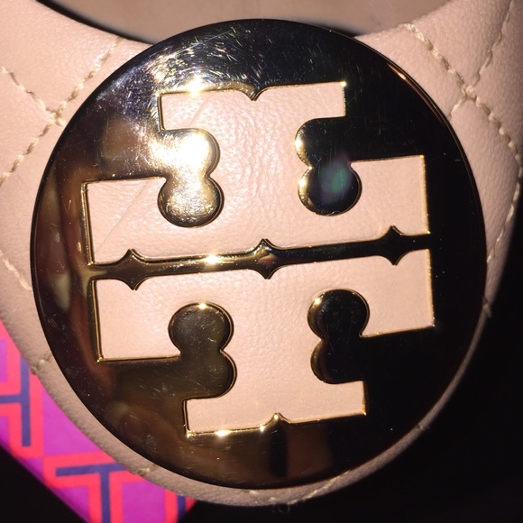 Tory Burch Extra pictures
