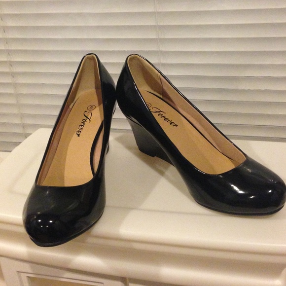 💗Black wedges💗 new!