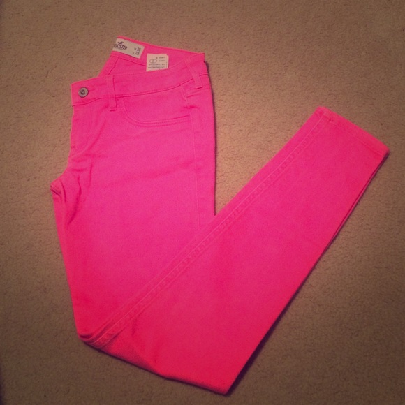 HOT PINK HOLLISTER SKINNY JEANS✨ - Picture 1 of 3