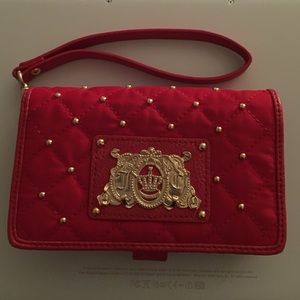 Juicy Couture wristlet