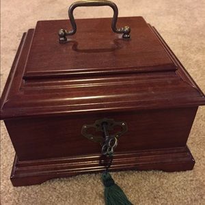 jewelry chest