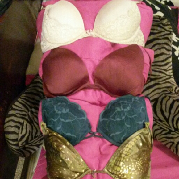 Bra bundle - Picture 4 of 4