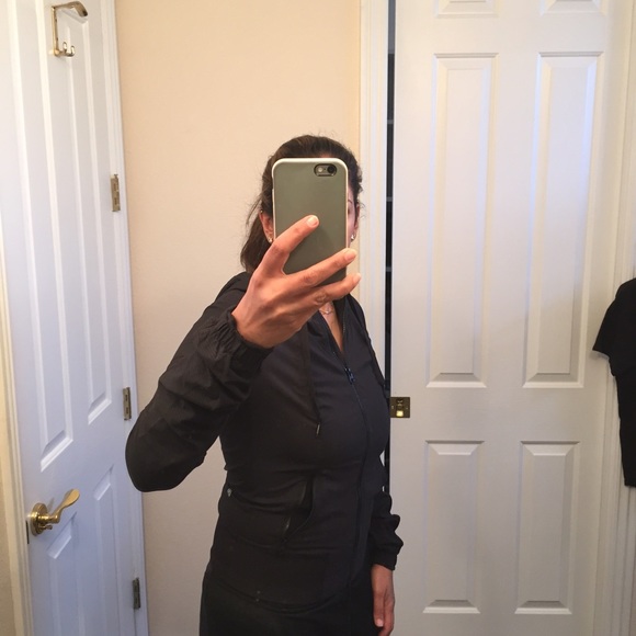 Lululemon Jacket - Picture 4 of 4
