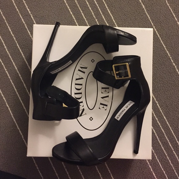 Steve Madden heels NO TRADES