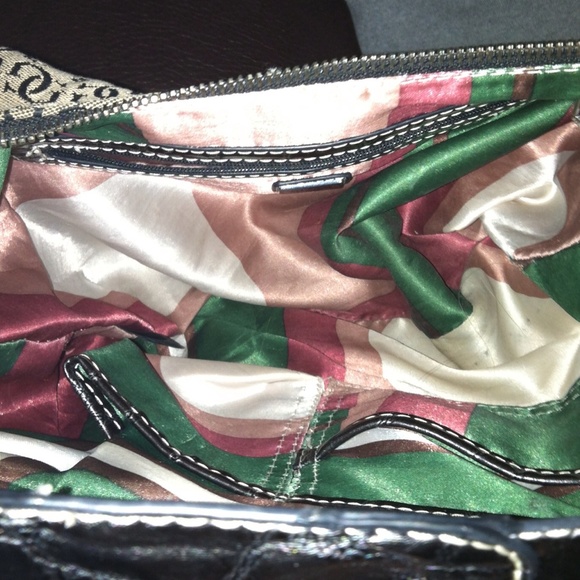 GUESS handbag - Picture 3 of 3