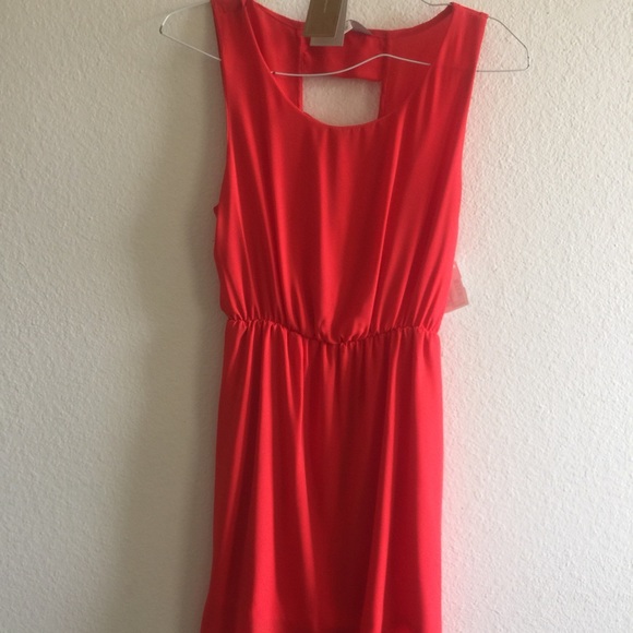 Brand new red dress from Francesca's Collections - Picture 4 of 4