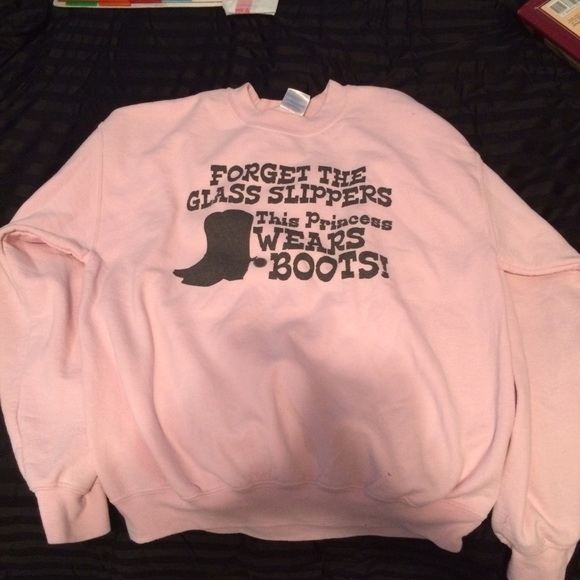 Light pink grafic crew neck