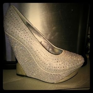 silver wedge