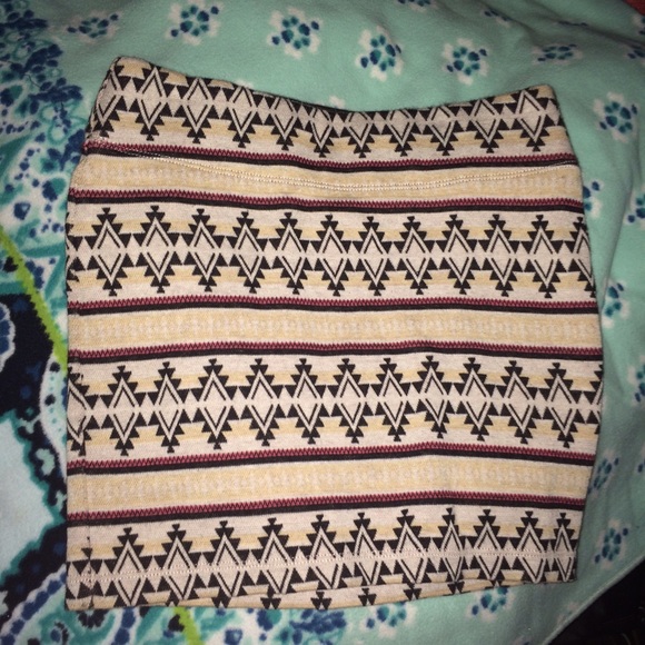 Nollie Printed Tribal Bodycon Skirt