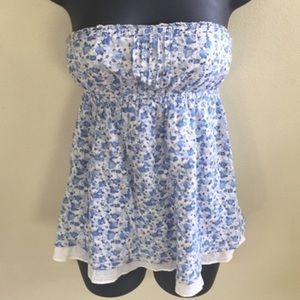 Dainty Strapless Top