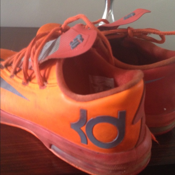 Boys KD sneakers!