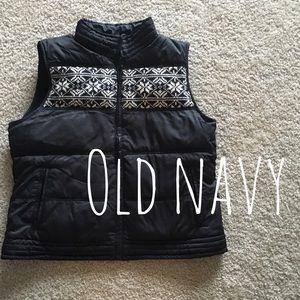 🎉Weekend Sale🎉 Old Navy Black and White Vest