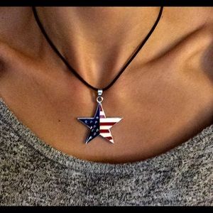 TRUE CHARMA ONE OF A KIND NECKLACE