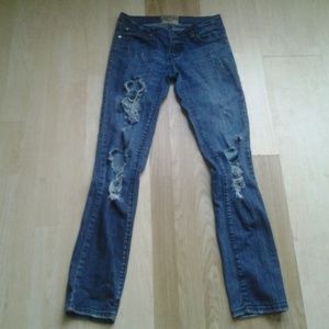 Distressed Skinny Jeans