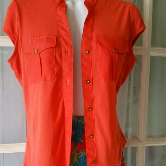 Button down blouse - Picture 2 of 4