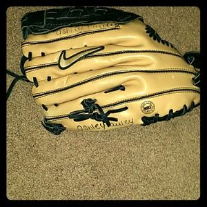 Nike Softball Glove