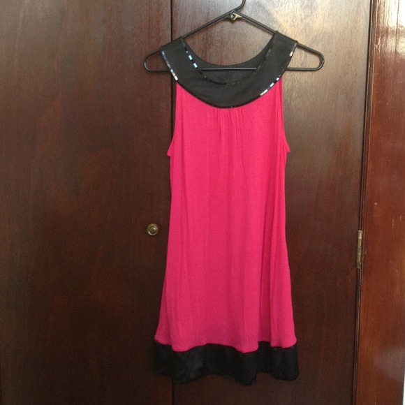 Express dress, sleeveless, hot pink & black