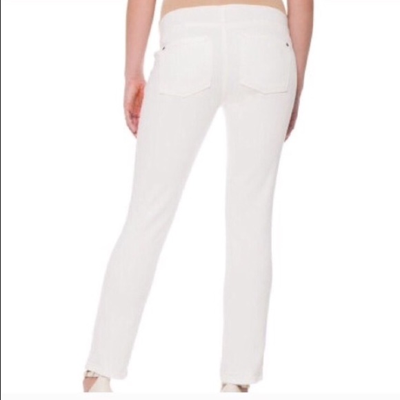 Jessica Simpson white maternity pants ankle length
