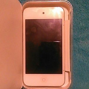 apple ipod touch 4th generation