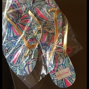 Lilly Pulitzer Size 9 NIB flip flops from Target.