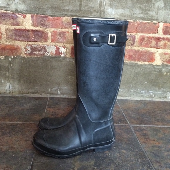 Hunter black matte boots