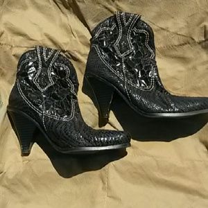 WEEKEND SALE : COWGIRL BOOTS