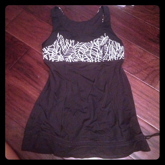 Lululemon top