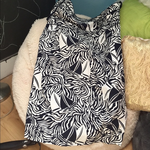 Navy Blue Vineyard vines sailboat dress