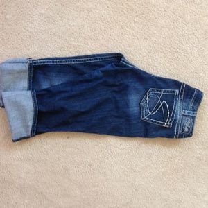 Plus size Silver jean capris