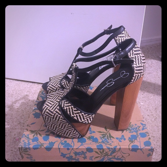 Platform sandal chunky heel