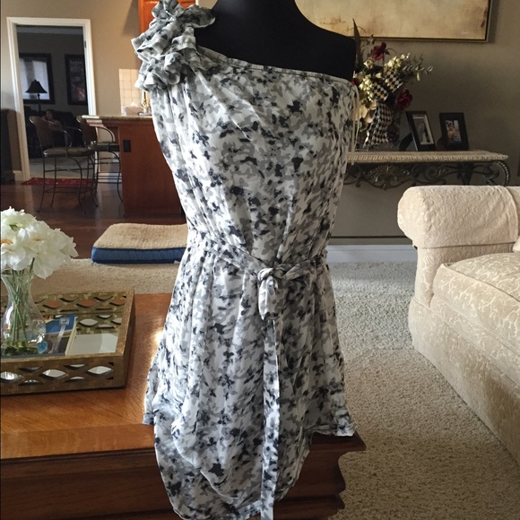 Max studio dress