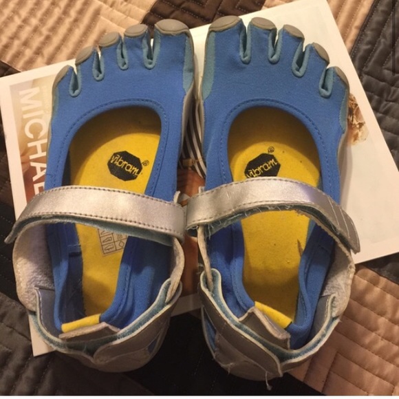 Vibram fivefinger shoes