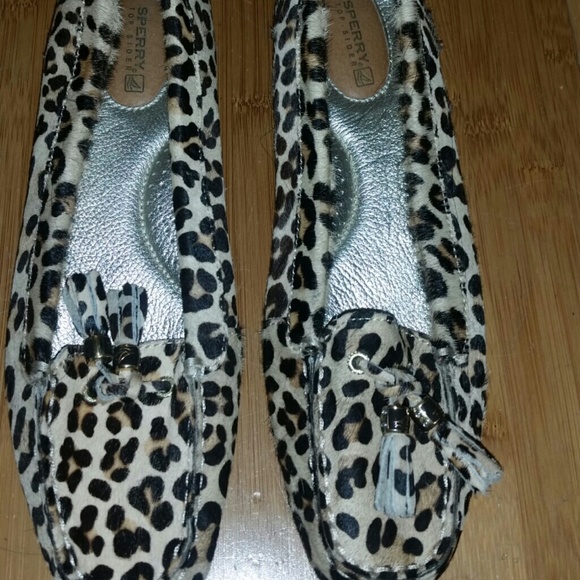 Sperry Top Sider flats