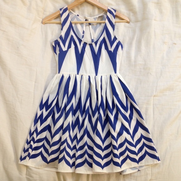 NWOT LF Fit & Flare Dress
