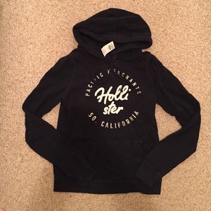 Hollister size small navy blue sweatshirt NWT!