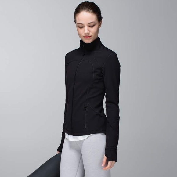 BLUE lulu lemon forme jacket (cuffins)