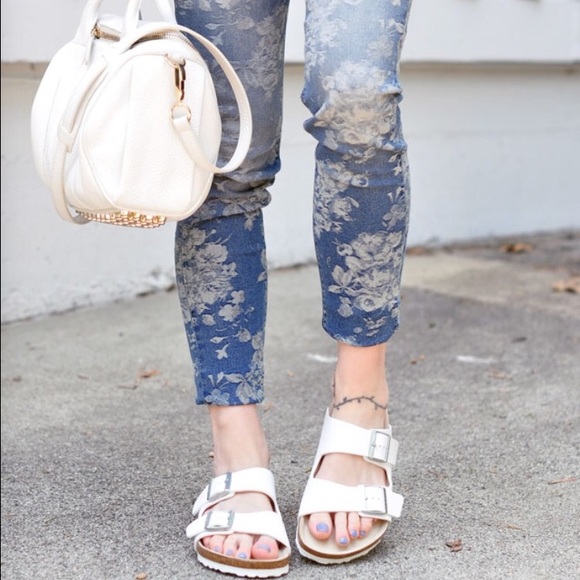 💔SOLD💔Pearl White Birkenstocks