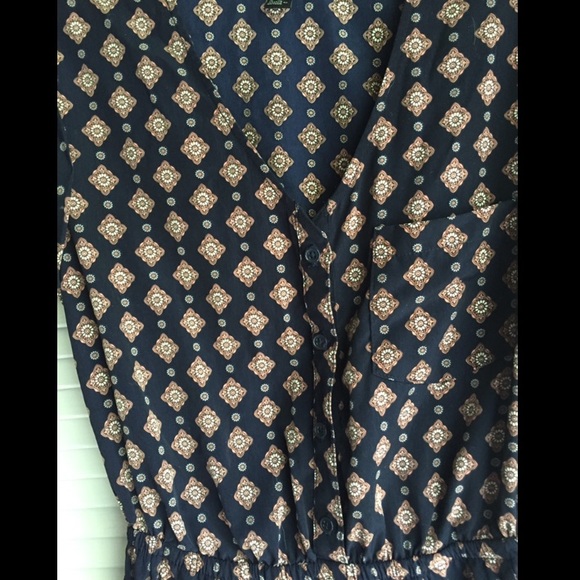 🎀SOLD🎀 Patterned romper - Picture 2 of 2