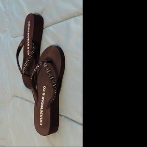 Cruisewear and Co wedge flip flop sandals