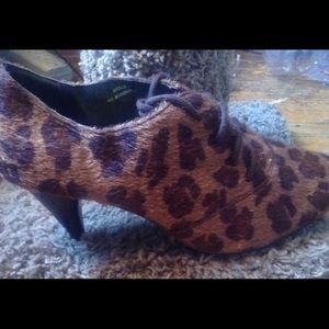 Dollhouse pony hair heel