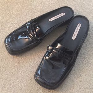 Comfy Bandolino mules