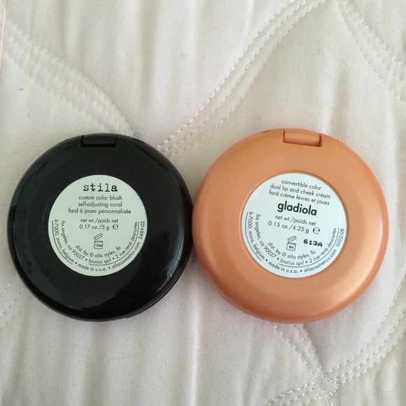 Duo of Stila Blushes - Picture 4 of 4