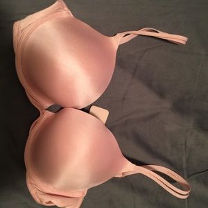 Victoria Secret push up bra!