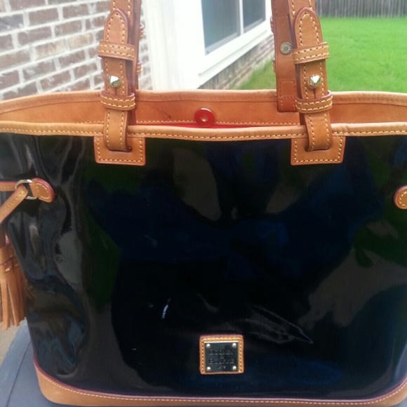 Dooney & Bourke black patent leather tote
